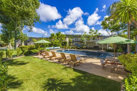 Photo of property in The Grange, 48/92 Bush Road, Albany, Auckland, 0632