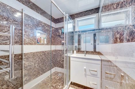 Photo of property in 90 Tennessee Avenue, Mangere East, Auckland, 2024