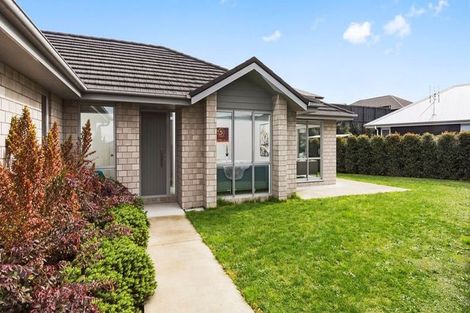 Photo of property in 4 Mcneish Place, Pokeno, 2402