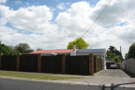 Photo of property in 10 Tapu Road, Huapai, Kumeu, 0810