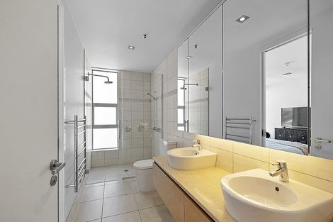 Photo of property in 22 Liardet Apartments, 502/22 Liardet Street, New Plymouth, 4310