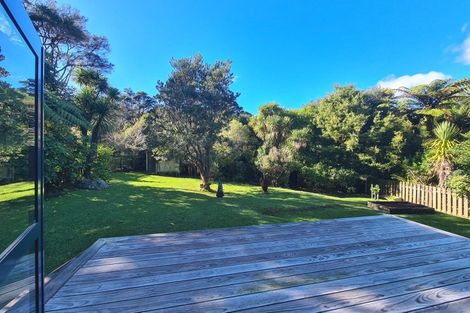 Photo of property in 70 Driving Creek Road, Coromandel, 3506