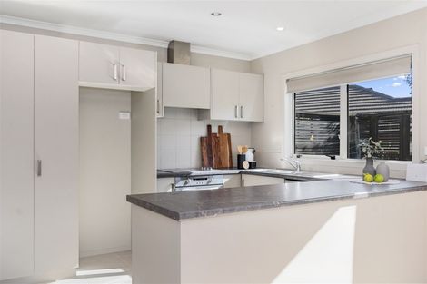 Photo of property in 10 Bridgewater Way, Pyes Pa, Tauranga, 3112