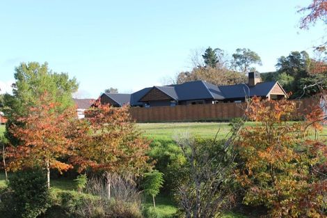 Photo of property in 11 Pike Place, Ferndale, New Plymouth, 4310