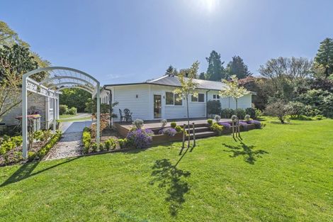 Photo of property in 2121 Old West Coast Road, Kirwee, Christchurch, 7671