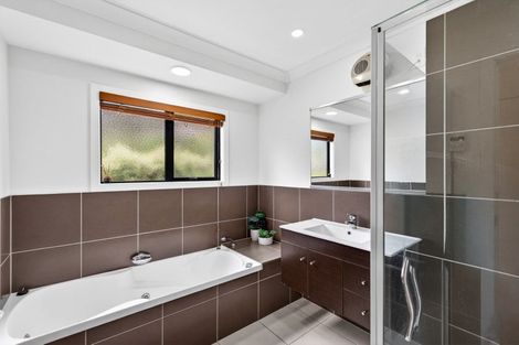 Photo of property in 123 Kent Terrace, Taradale, Napier, 4112