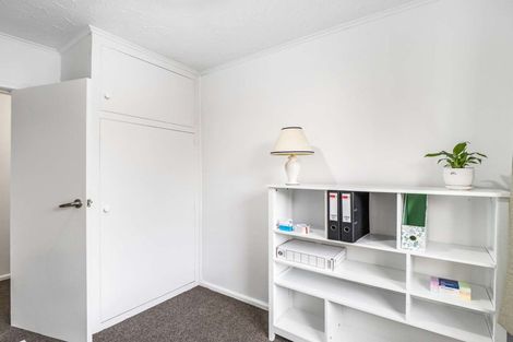 Photo of property in 402 Yaldhurst Road, Russley, Christchurch, 8042