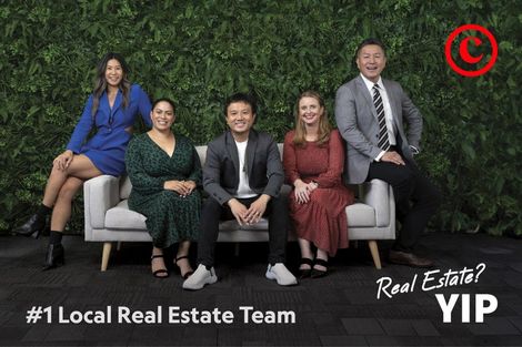 Photo of property in 3 Promontory Crescent, Newlands, Wellington, 6037