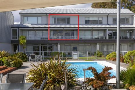 Photo of property in 300 Lake Terrace, Two Mile Bay, Taupo, 3330