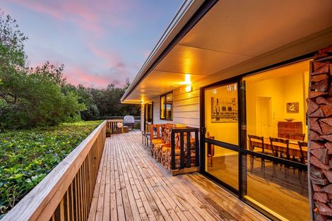 Photo of property in 48 Sailmaker Close, Whitby, Porirua, 5024