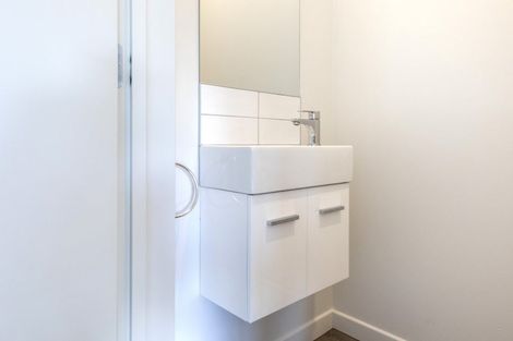 Photo of property in 22 Menin Gate Crescent, Broomfield, Christchurch, 8042