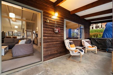 Photo of property in 4a Avalon Crescent, Fernhill, Queenstown, 9300