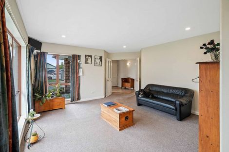 Photo of property in 30 Inwoods Road, Parklands, Christchurch, 8083