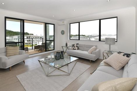 Photo of property in 61 Landmark Terrace, Orewa, 0931