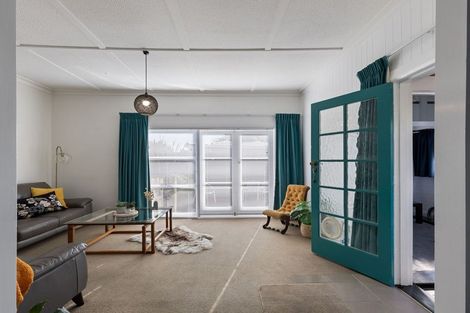 Photo of property in 467 Featherston Street, Palmerston North, 4414