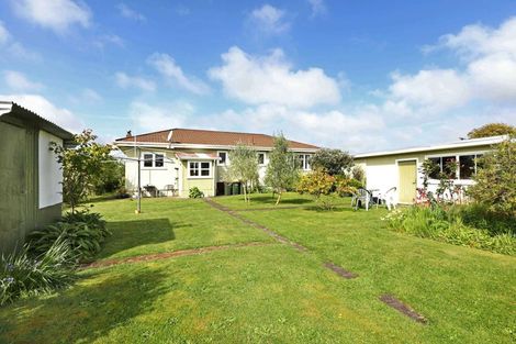 Photo of property in 5 Gloag Street, Waverley, 4510