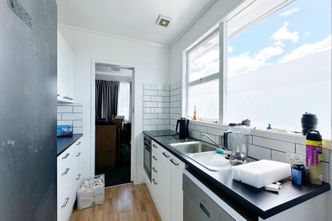 Photo of property in 18 Lingfield Street, Glenfield, Auckland, 0629