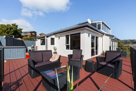 Photo of property in 20 Sailmaker Close, Whitby, Porirua, 5024