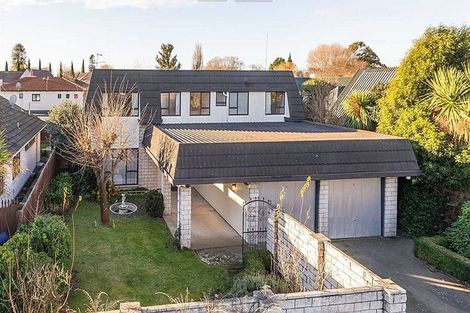 Photo of property in 11 Jamell Place, Avonhead, Christchurch, 8042