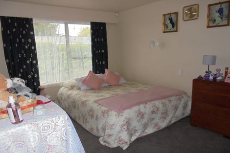 Photo of property in 31 Guinness Crescent, Ilam, Christchurch, 8041