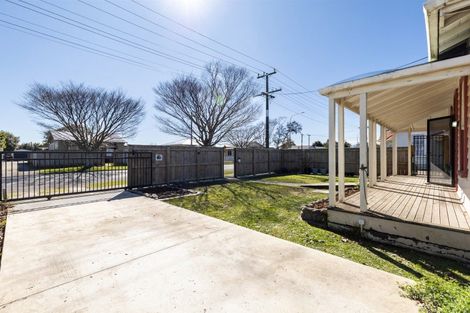 Photo of property in 15 Fairs Road, Milson, Palmerston North, 4414