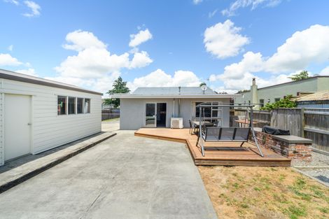 Photo of property in 18 Edwards Place, Terrace End, Palmerston North, 4410