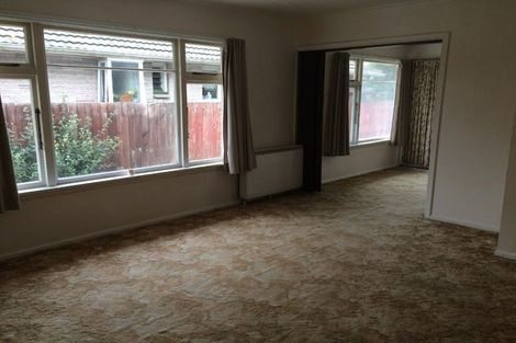 Photo of property in 1/122 Avonhead Road, Avonhead, Christchurch, 8042