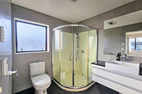 Photo of property in 42 Dromoland Drive, Flat Bush, Auckland, 2019