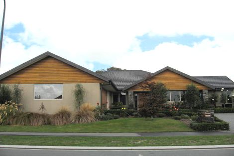 Photo of property in 16 Elmwood Drive, Prebbleton, 7604