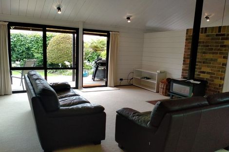 Photo of property in 27 Wychwood Crescent, Springfield, Rotorua, 3015