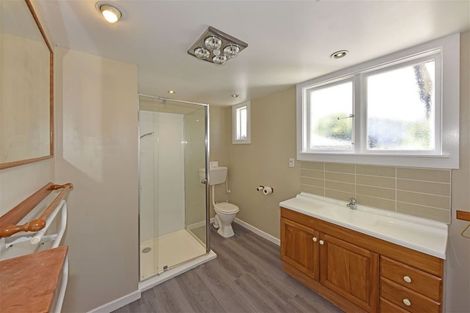 Photo of property in 84 Racecourse Road, Sockburn, Christchurch, 8042