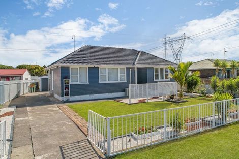 Photo of property in 8 Julian Place, Otara, Auckland, 2023