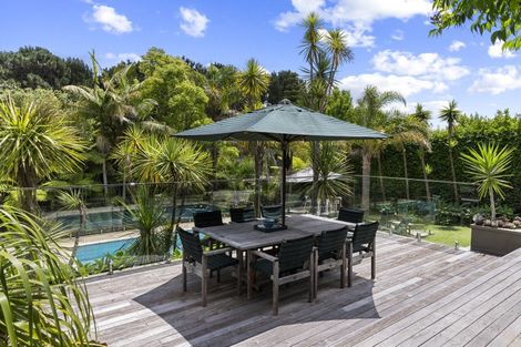 Photo of property in 14 Aberdeen Road, Campbells Bay, Auckland, 0620