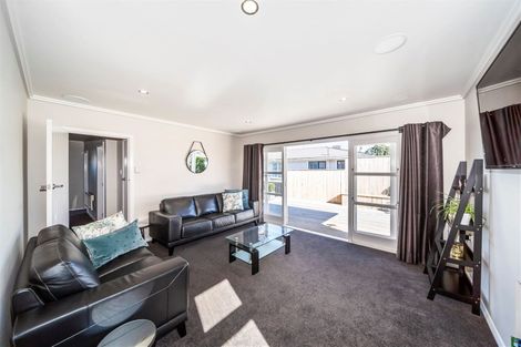 Photo of property in 2 Maire Street, Hawera, 4610