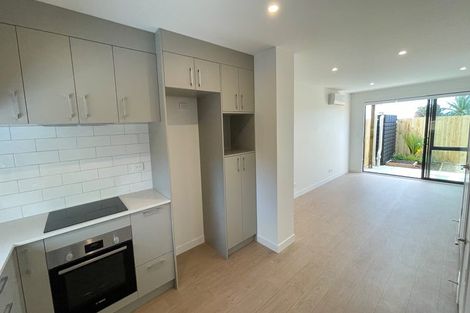 Photo of property in 11/5 Brandon Road, Glen Eden, Auckland, 0602