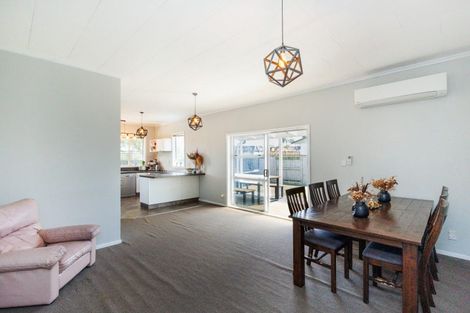 Photo of property in 8a Kaimanawa Street, Kelvin Grove, Palmerston North, 4414