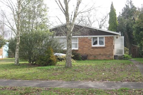 Photo of property in 13a Southsea Crescent, Silverdale, Hamilton, 3216