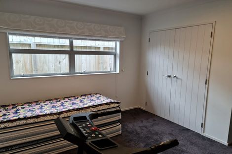 Photo of property in 90b/1 Endeavour Drive, Whitby, Porirua, 5024
