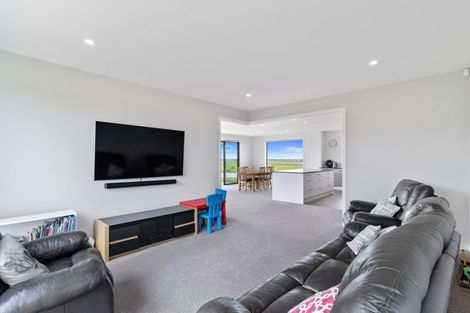 Photo of property in 1/757 Tuhikaramea Road, Ngahinapouri, Hamilton, 3290