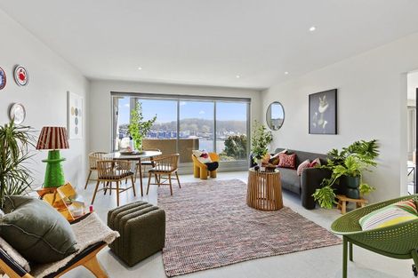 Photo of property in Beauport Apartments, 30u2 The Crescent, Roseneath, Wellington, 6011