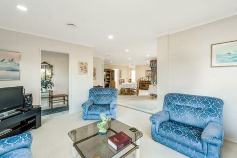 Photo of property in 25 Northmeadow Drive, Rototuna, Hamilton, 3210