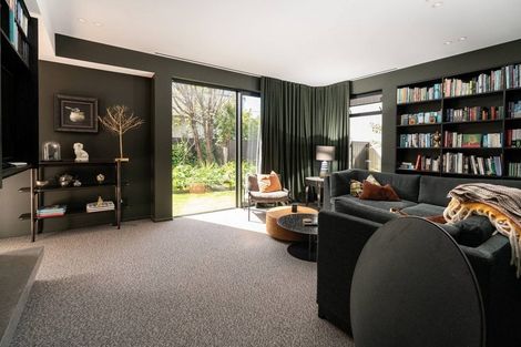 Photo of property in 14 Lochiel Road, Khandallah, Wellington, 6035