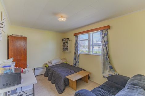 Photo of property in 2070 State Highway 2, Waipukurau, 4285