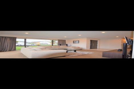 Photo of property in 6 Karika Place, Massey, Auckland, 0614