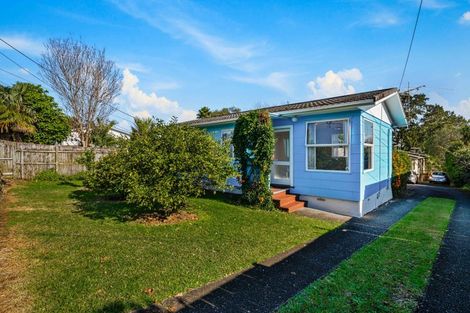 Photo of property in 1/12 Cresta Avenue, Beach Haven, Auckland, 0626