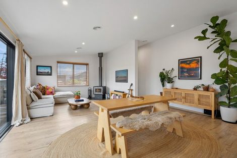 Photo of property in 3 Mount Prospect Lane, Wanaka, 9305