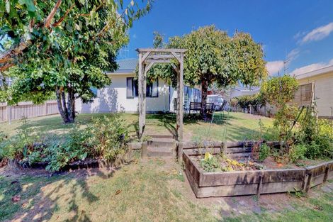 Photo of property in 61 Waipuna Grove, Welcome Bay, Tauranga, 3112