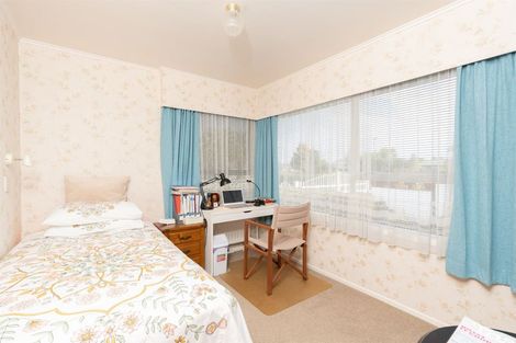 Photo of property in 33 De Vere Crescent, Chartwell, Hamilton, 3210