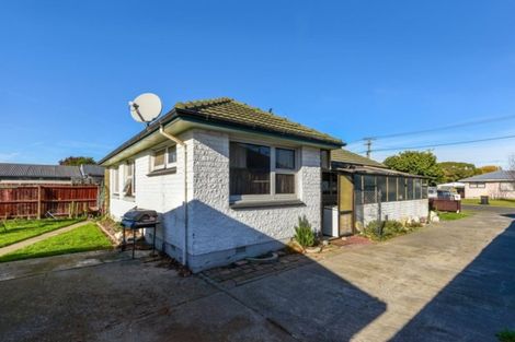 Photo of property in 8 Compton Street, Woolston, Christchurch, 8062