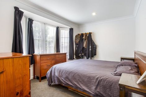 Photo of property in 52 Awaroa Road, Helensville, 0800